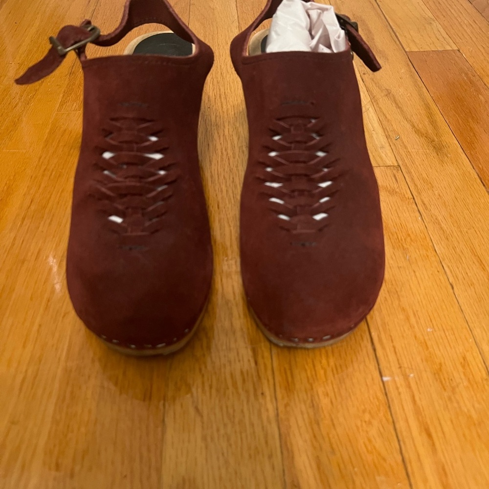 No 6 Burgundy Suede Clogs